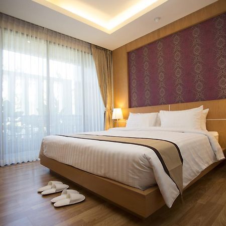 Baitong Hotel Тачилек Екстериор снимка
