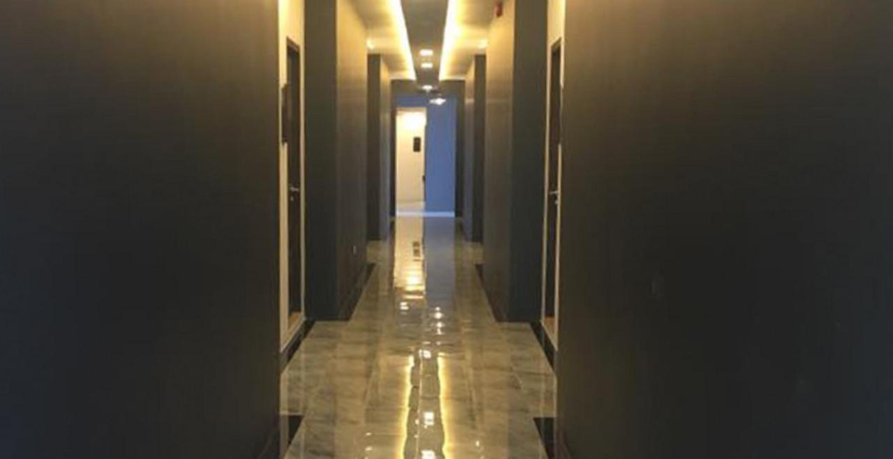 Baitong Hotel Тачилек Екстериор снимка